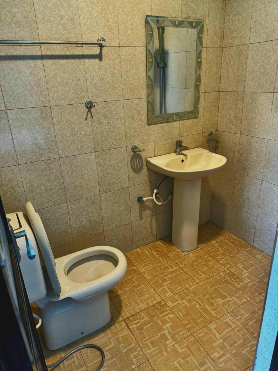 Chanidu Ella Inn Εξωτερικό φωτογραφία